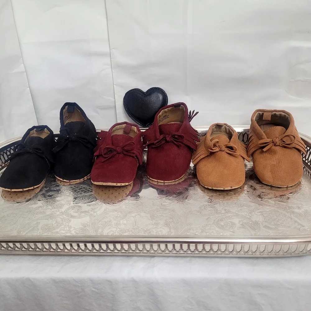 MOCCASINS!!! Three Pairs Of Baby Moccasins From Old Navy. Size18-24M